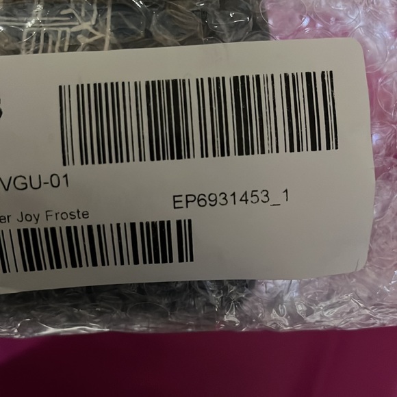 Rae Dunn 13.2 oz CAMPER JOY Frosted Eucalyptus Candle Wood Wick  NEW - Picture 5 of 10